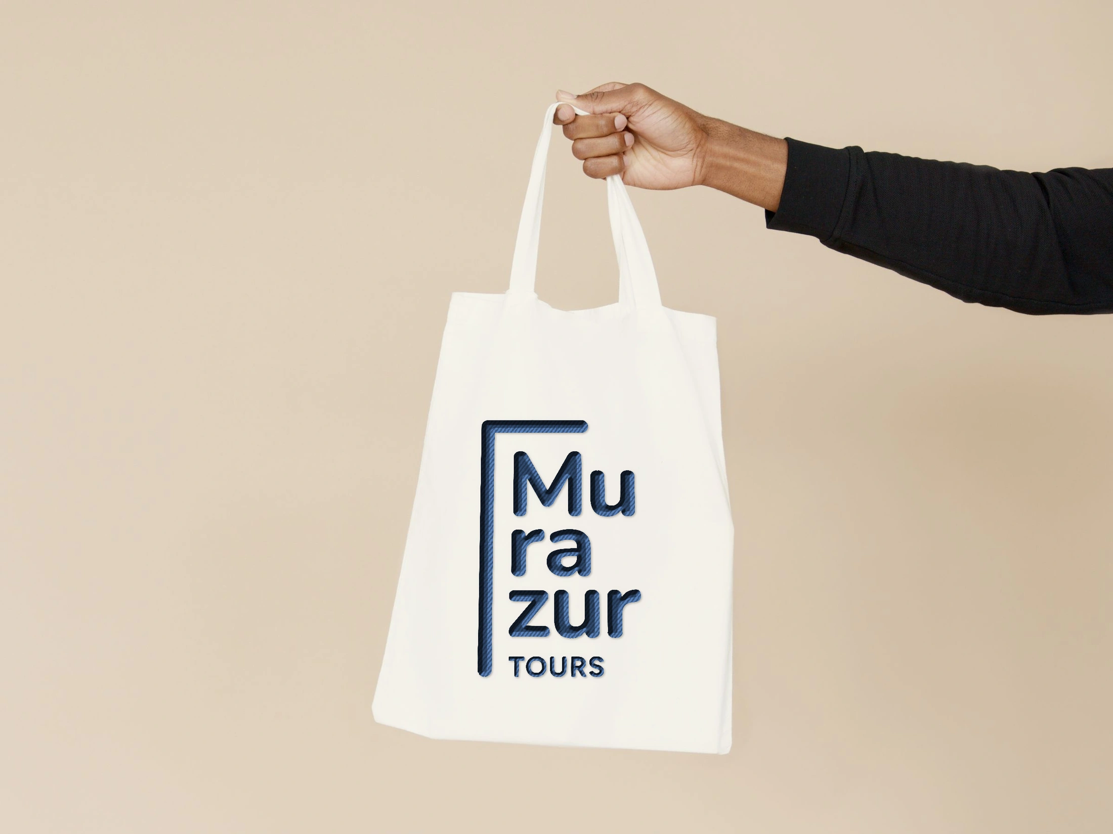 Bolsa de tela blanca con el logotipo vertical de Murazur